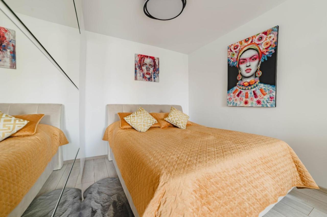 Masterpiece Studio- Free Parking, Wi-Fi, Netflix Брашов Экстерьер фото